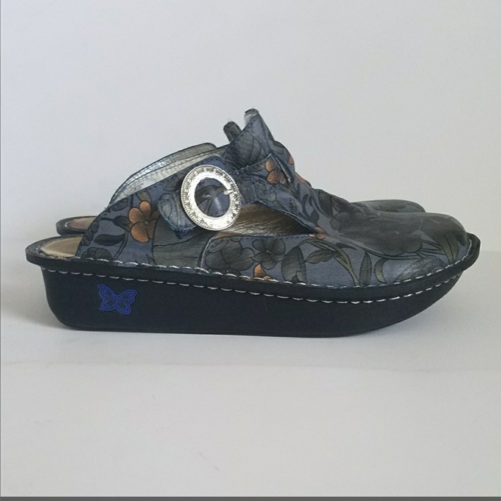 Alegria Women's Classic Clogs